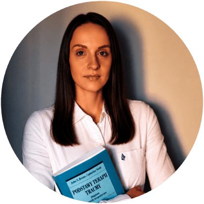 Justyna Ujas — Psycholog Psychotraumtolog — Fundacja FIKS / OsToJa